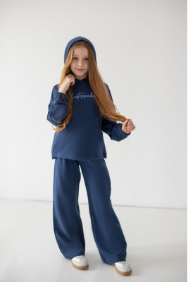 Костюм для дівчат